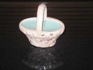 Holiday Ceramic Holly Berry Basket Favor Soy Candle