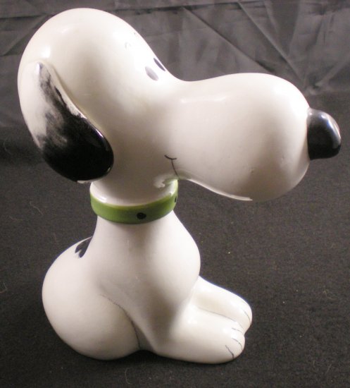 VINTAGE SNOOPY CERAMIC BANK ITALY PEANUT'S GANG