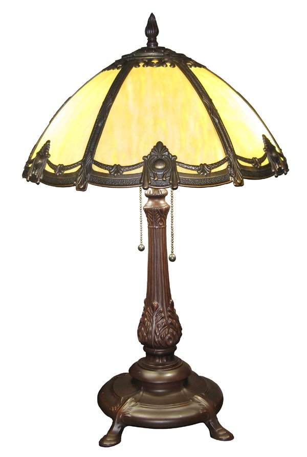 Antique Style Victorian Stained Bented Glass Table Lamp