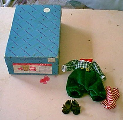 Madame Alexander Tommy Tittlemouse Box & Outfit