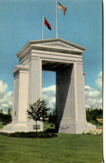 Union Oil Company Peace Arch Washington Post Card