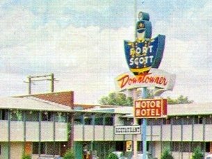 Downtowner Motor Hotel Fort Scott Kansas Postcard
