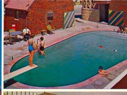 English Village Motor Lodge Wichita Kansas Postcard