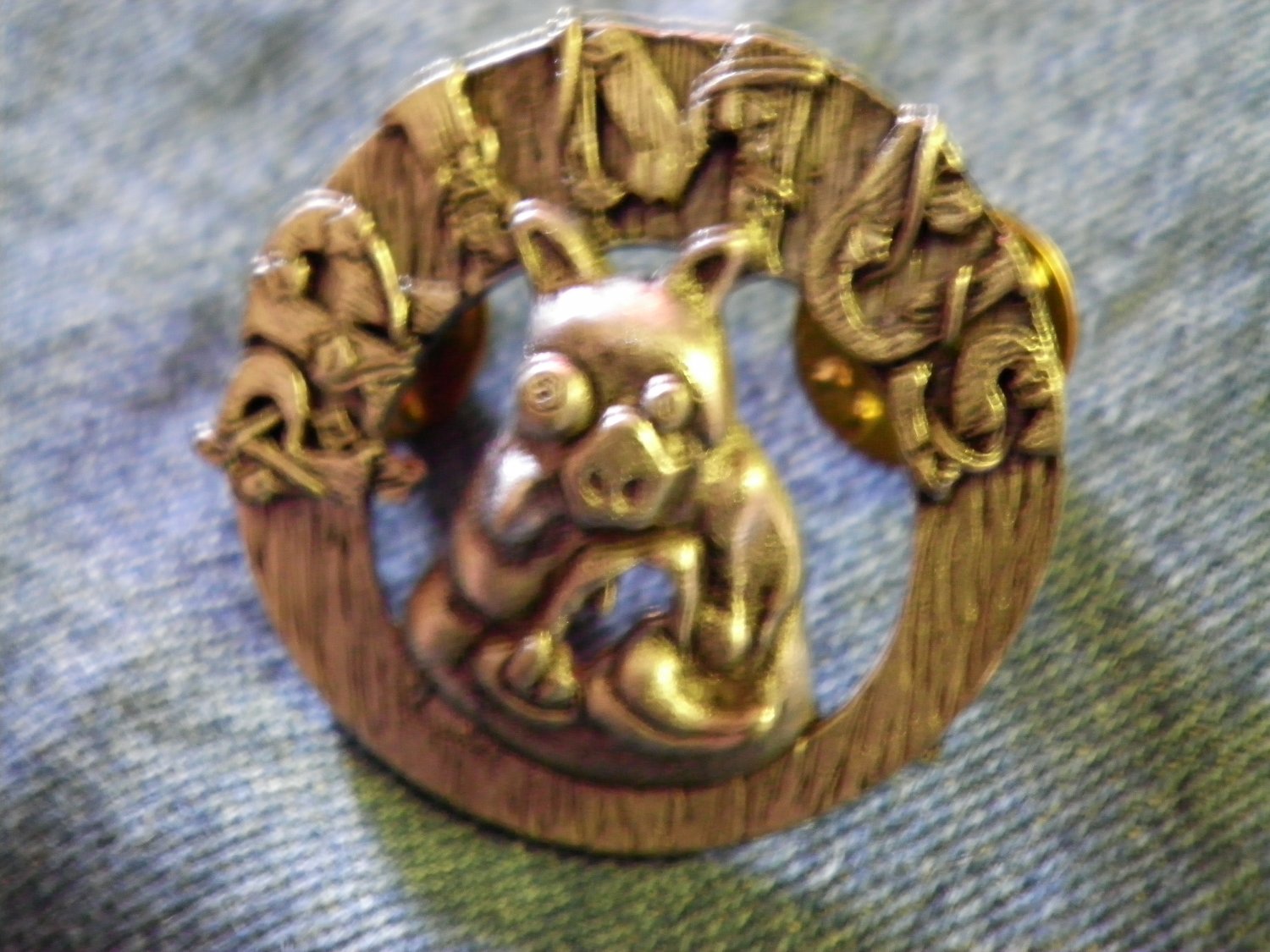 PRIMUS METAL PIN Pork Soda logo badge VINTAGE