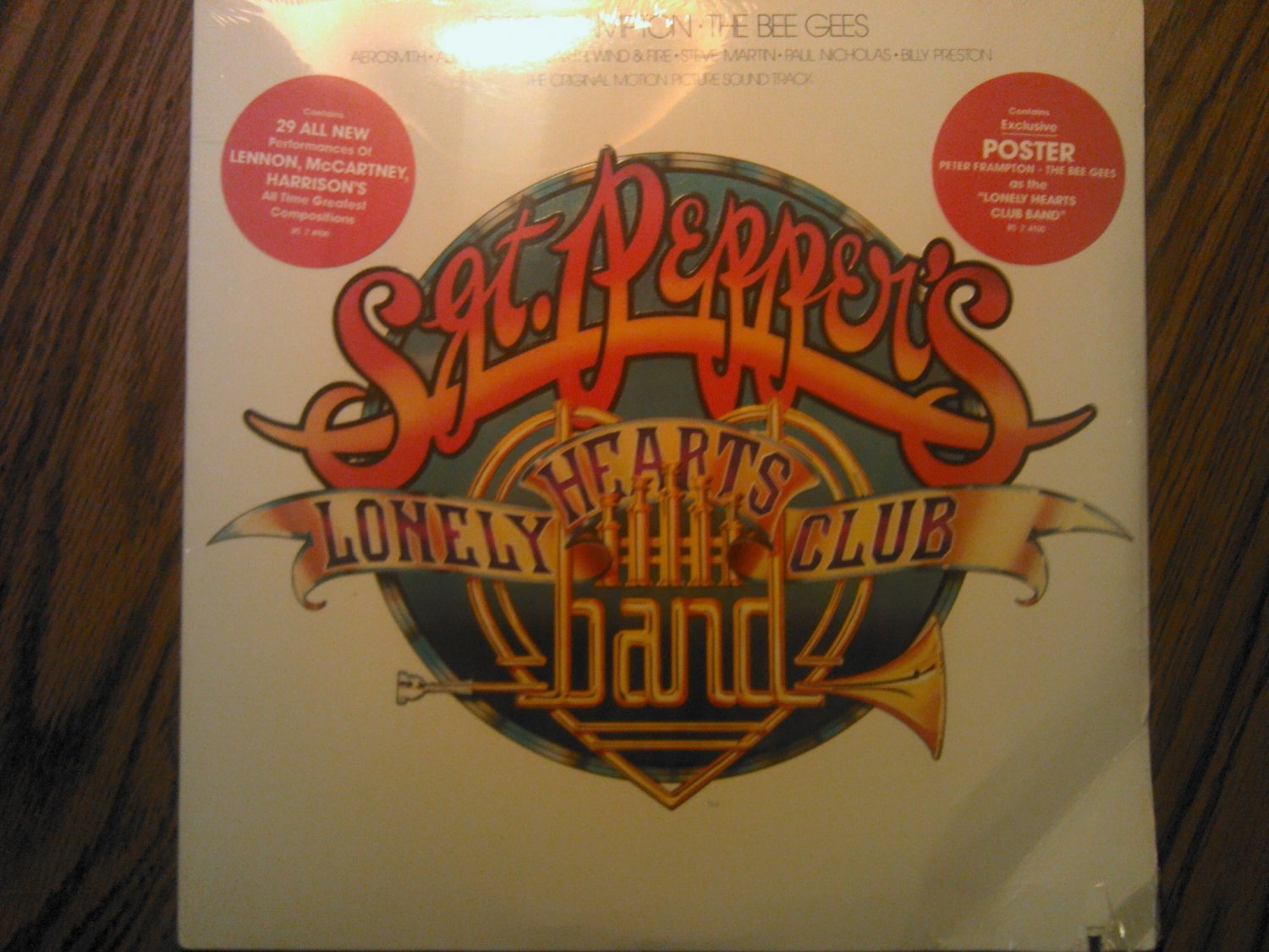 X2LP SGT PEPPERS LONELY HEARTS CLUB BAND soundtrack bee gees peter frampton poster vintage SEALED