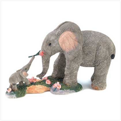 TUSKERS "Love Is My Mum" Figurine