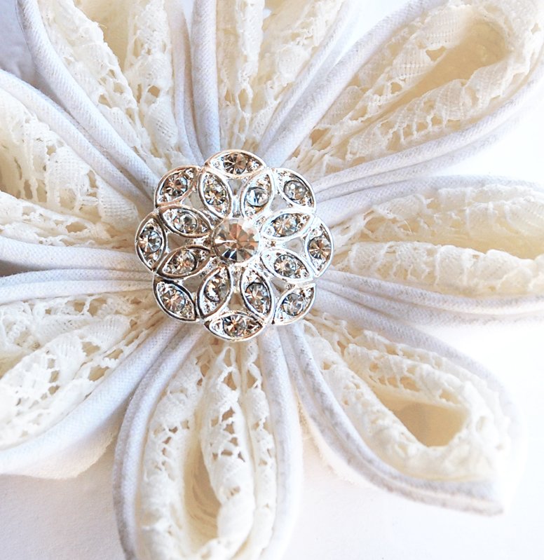 50 Round Diamante 20mm Rhinestone Crystal Button Hair Clip Wedding Invitation BT010