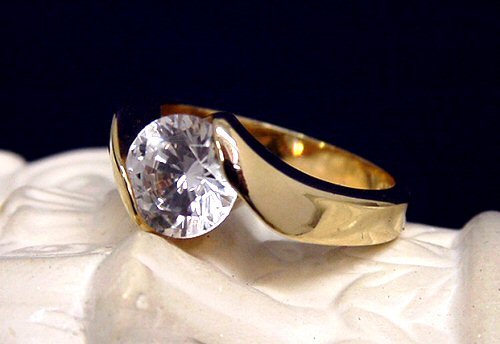 Engagement Ring 2CT Simulated Diamond size 5