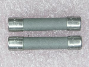 Bussmann Fast Acting Ceramic Fuse ABC-18 250v 18a x 12 pcs