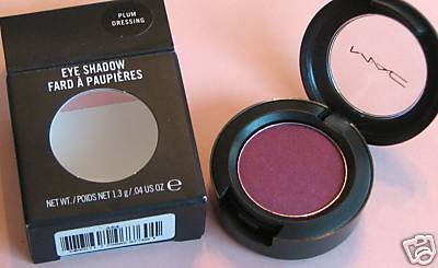 MAC Eyeshadow in Plum Dressing