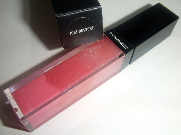 MAC TriColor Lipglass in Just Dessert