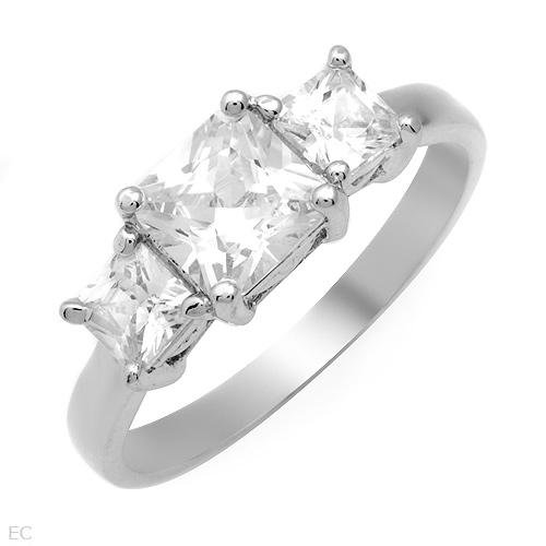 Three-stone Ring. 3.40ctw Cubic zirconia - Sterling Silver