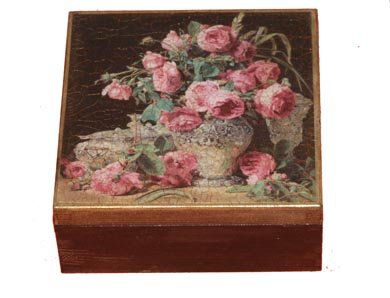 Vintage roses box
