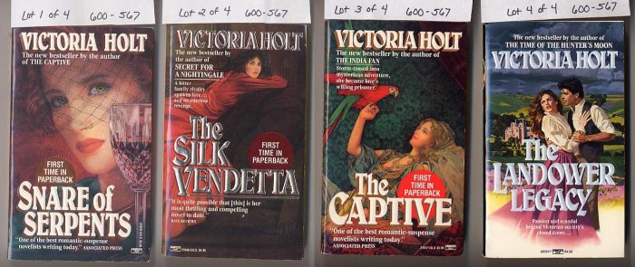 Lot of 4 Victoria Holt - Snare, Silk, Captive, Landower PB