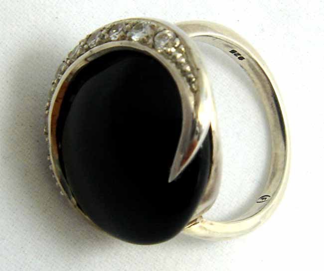 Elegant Onyx Moon Ring