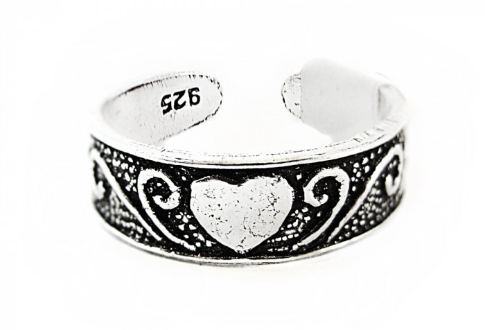 Beautiful Heart Toe Ring