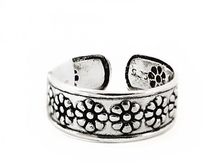Flower Toe Ring