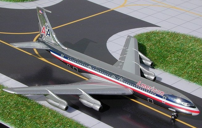 GeminiJets 1:400 American Airlines Boeing 707-320B Chrome AA00002
