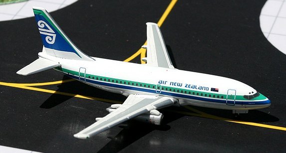 GeminiJets 1:400 Air New Zealand Boeing 737-200 ANZ00001