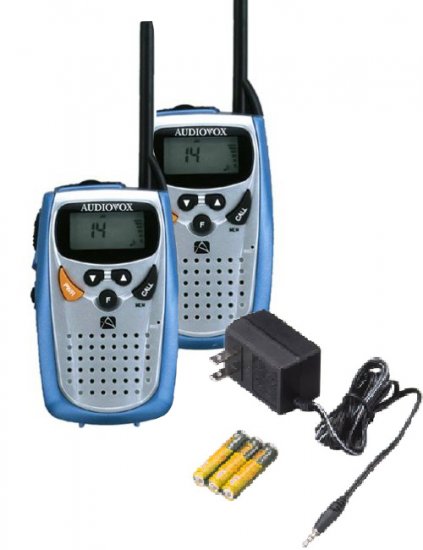 Audiovox 2 way radio kit with fm and BONUS battery charger!
