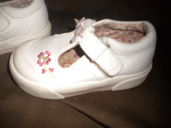 STRIDERITE Toddler 6.5W Casual T Strap Shoe Camellia