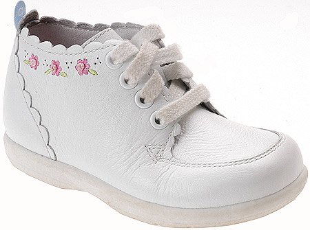 Stride Rite 6.5W Lauren II Walking Shoe