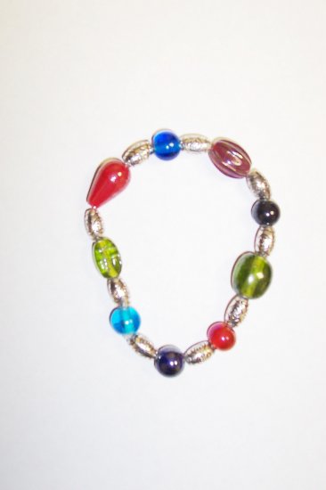 Mutli colored glass stretch bracelet