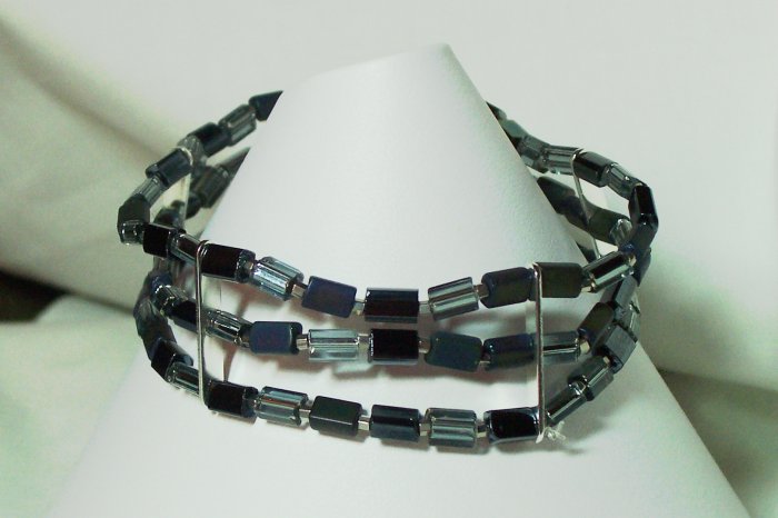 black and silver stretch bracelet