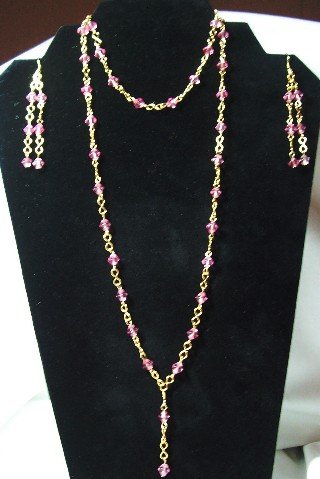 pink and gold chain set