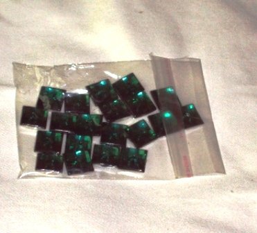 Faux Jeweled Novelty Emerald Green Buttons Silver-tone 20 Lot Flat Backs