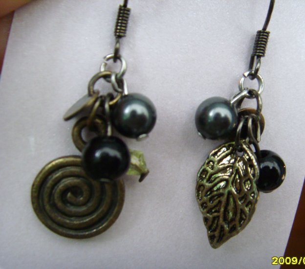 Vintageglam Collection: Shells & Leaves