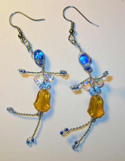 Dancing bead figure women earrings