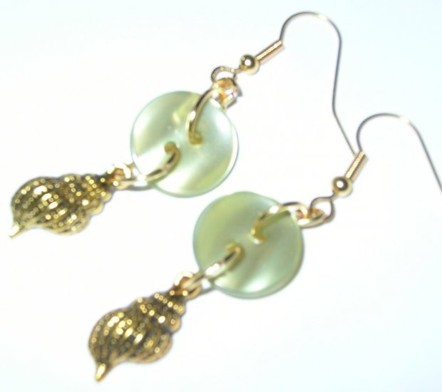 Gold Shell and button earrings