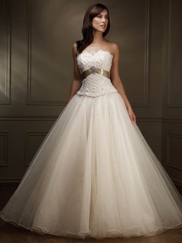 elegant wedding dress SKU870086