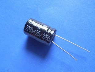 2200UF 25V Electrolytic Capacitor (Item# C0103)