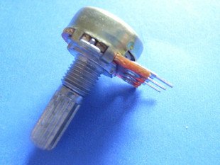 B type 100K (104) VR Potentiometer (Item# T0033)