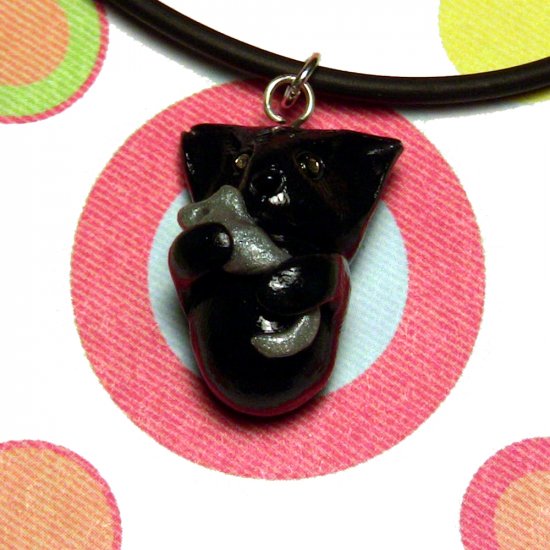 Kitty Hugging Mouse Black Animini Necklace