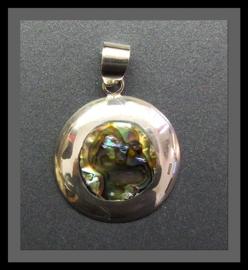 Silver Pendant with Mother Of Pearl