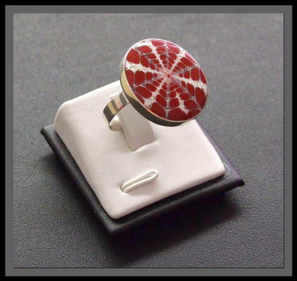 Adjustable Silver Ring with Shell - Red & White