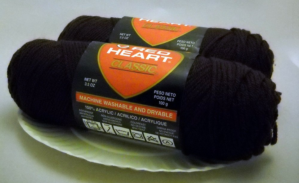 Red Heart Classic Yarn from Coats & Clark 3.5 oz (100 g) skein - Lot of 2 skeins color coffee