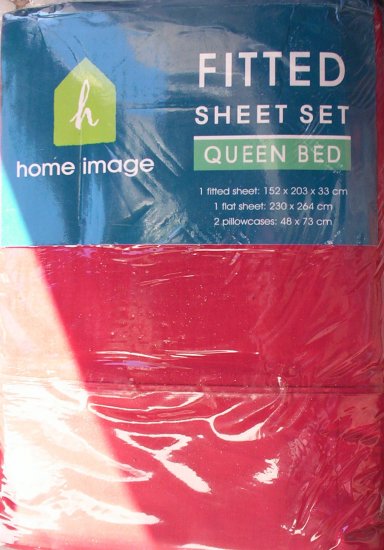 RED QUEEN FITTED SHEET SET - NEW - 180TC