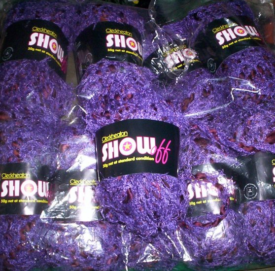 FREEPOST - 10 Skein / balls x 50 gram CLECKHEATON SHOWOFF PURPLE