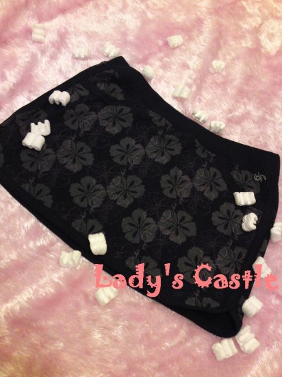 The grey flower dark skirt