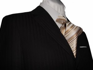 40S Fiorelli 3-Button Men's Suit Black Shadow Stripes with Single Pleated Pants FREE Tie Size 40S