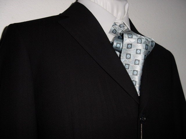 38R Vitarelli 3-Button Men's Suit Textured Black Single Pleated Pants FREE Neck Tie Size 38R