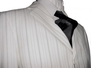 46R Vitarelli 3-Button Men's Suit Off White with Gray Stripes FREE Neck Tie Size 46R