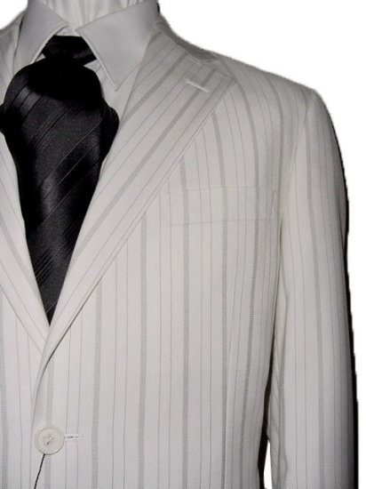 46L Vitarelli 2-Button Men's Suit Off White with Gray Stripes FREE Neck Tie Size 46L