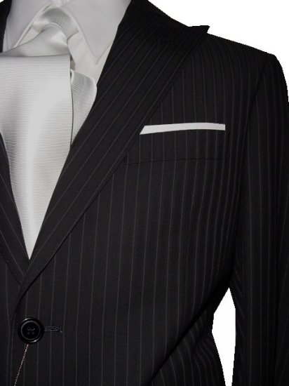 34S Vitarelli 2-Button Men's Suit Black with Single Stripe FREE Neck Tie Size 34S
