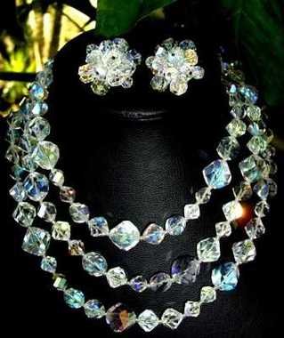 Vintage Demi Parure -Stunnin