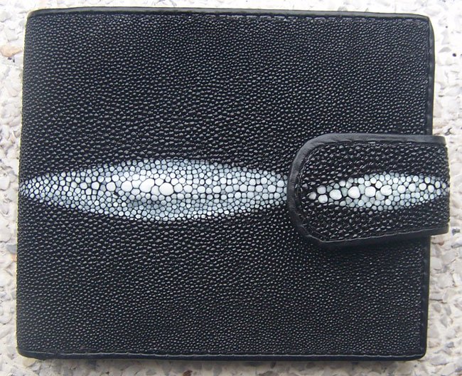 100% Genuine Bi-fold Black Stingray snap wallet